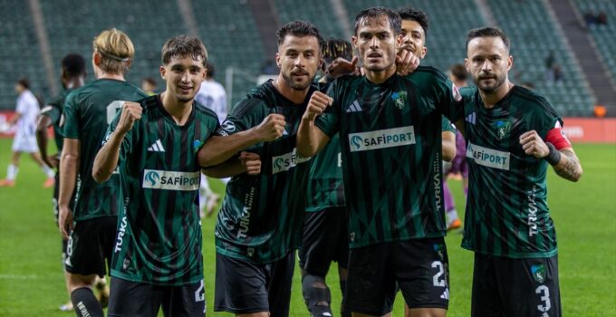 Kocaelispor 3 golle turladı
