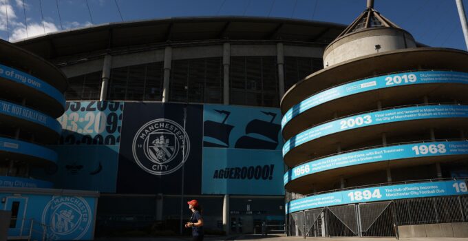 Manchester City'de vergi tartışması