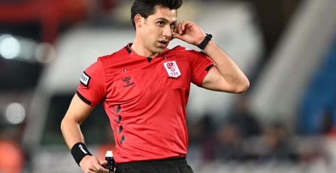 Mehmet Türkmen'e UEFA Konferans Ligi'nde görev