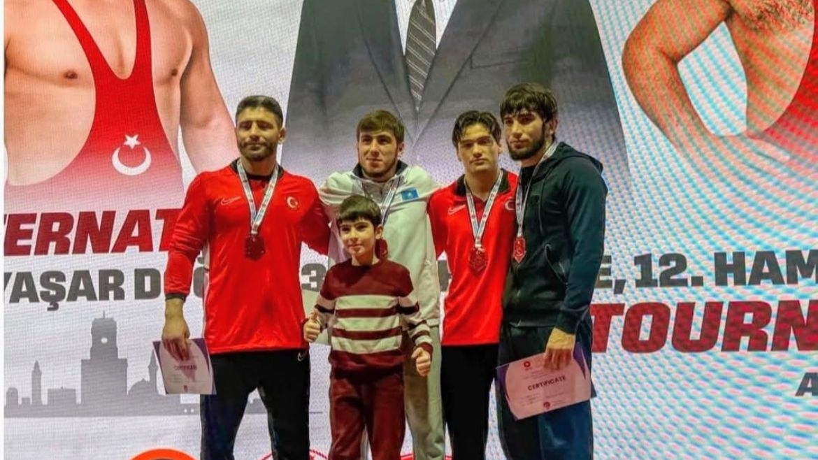 Milli güreşçi İbrahim Özdemir dünya üçüncüsü oldu