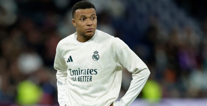Real Madrid'den Mbappe özrü