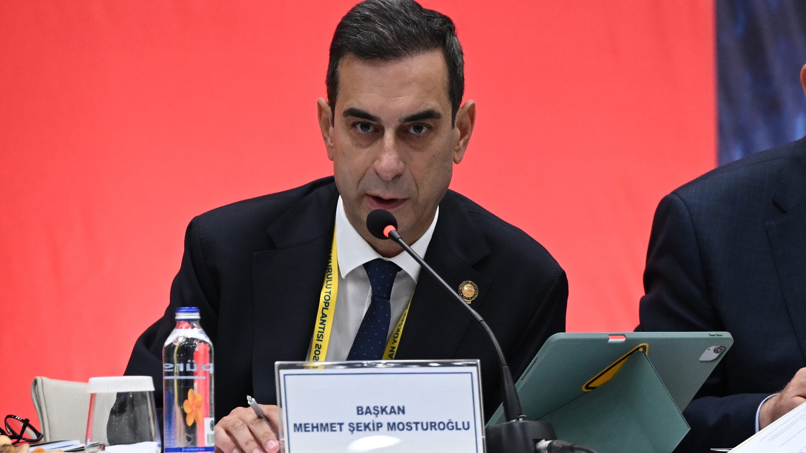 Şekip Mosturoğlu: MHK başkanı şampiyonları belirlemiştir