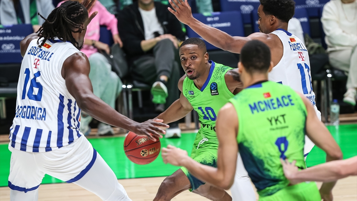 TOFAŞ'tan Buducnost'a 5 sayı fark