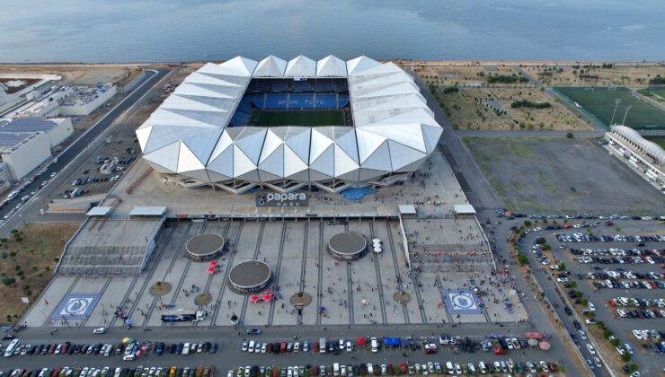 Trabzonspor-Beşiktaş maçına konuk takım taraftarları alınacak