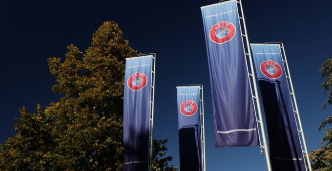 UEFA, İrlanda – İsrail maçındaki olay için soruşturma başlattı