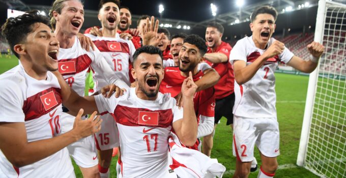 Ümit Millilerin rakibi Çekya oldu