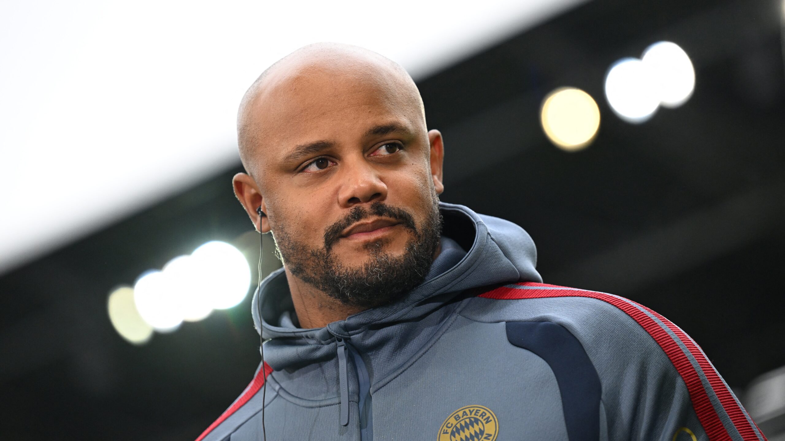 Vincent Kompany hastaneye kaldırıldı