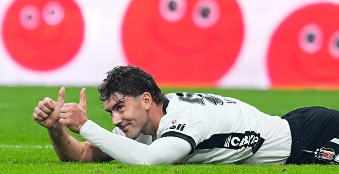 Vlahovic gollerine devam ediyor