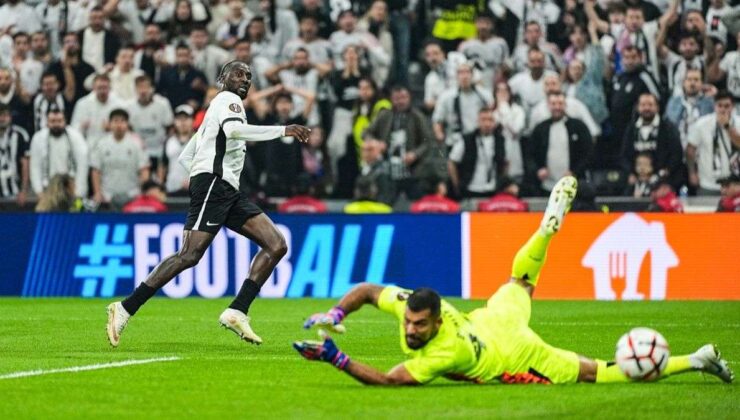 Wilfred Ndidi, bu sezon ilk golünü Crystal Palace’a attı